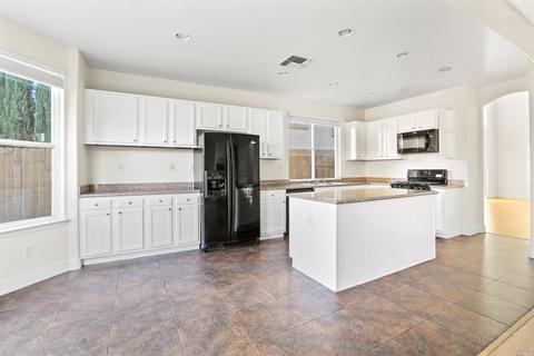 2490 Bluerock Dr, Antioch, CA 94531 photo 10