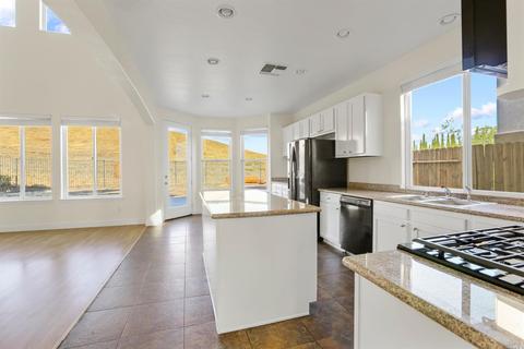 2490 Bluerock Dr, Antioch, CA 94531 photo 8