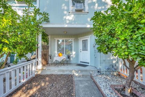 817 Twin Oaks Ln, Windsor, CA 95492 photo 1