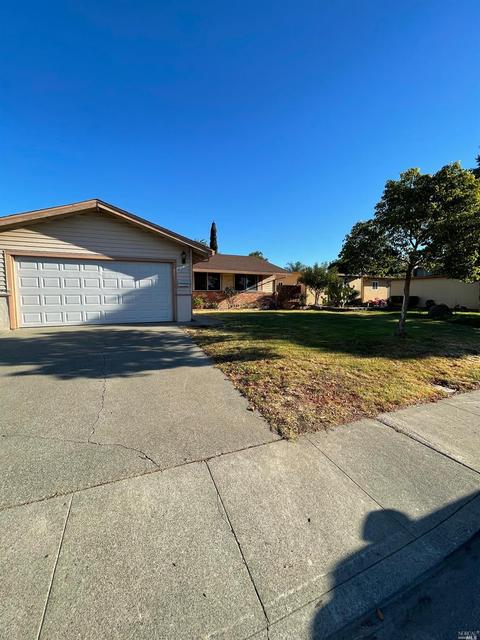 422 Tulip St, Fairfield, CA 94533 photo 1