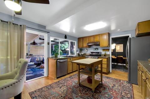 229 Parkview Ter, Vallejo, CA 94589 photo 8