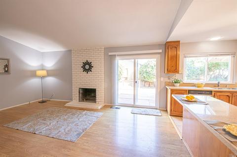 782 Fred Barnes Dr, Fairfield, CA 94533 photo 9