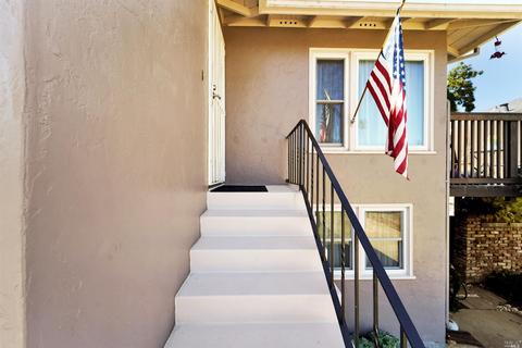 431 Yuba St, Vallejo, CA 94590 photo 3