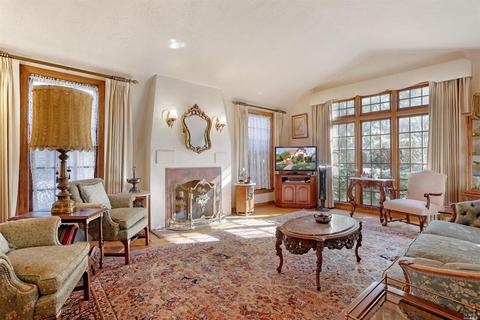 117 Carroll St, Vallejo, CA 94590 photo 8