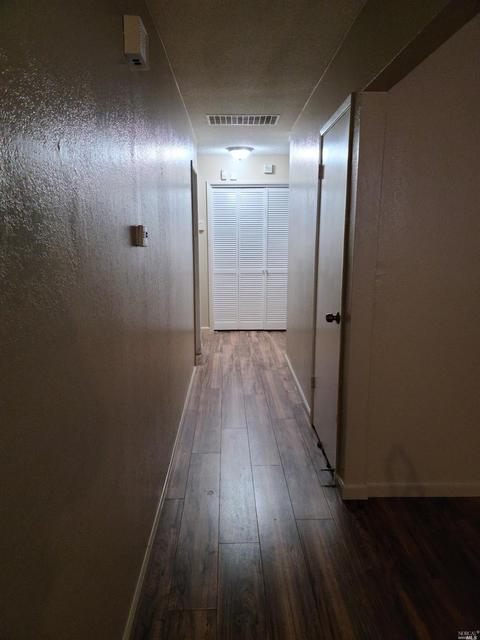 537 Quartz Ln, Vallejo, CA 94589 photo 4