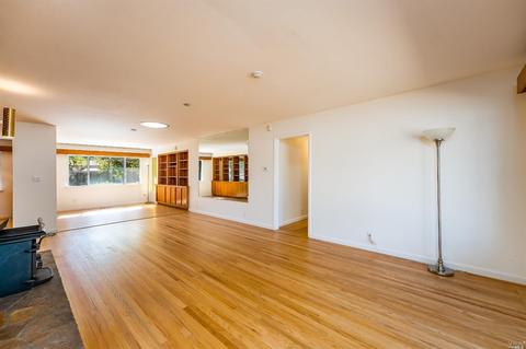 405 Luce Ave, Ukiah, CA 95482 photo 5
