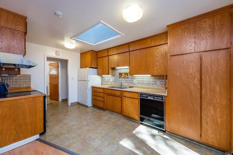 405 Luce Ave, Ukiah, CA 95482 photo 11