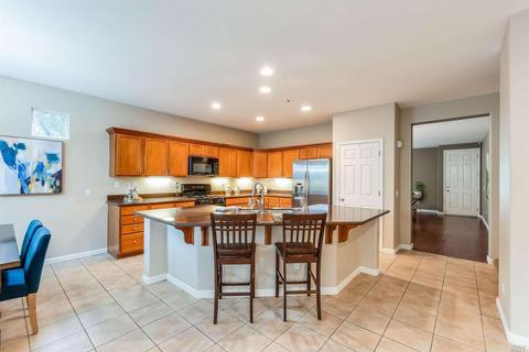 8477 Old Oak Rd, Windsor, CA 95492 photo 2