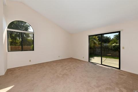 9436 Jessica Dr, Windsor, CA 95492 photo 11