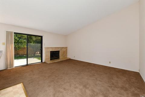 9436 Jessica Dr, Windsor, CA 95492 photo 4