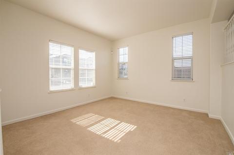 2358 White Dr, Fairfield, CA 94533 photo 6