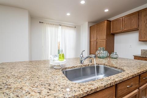 2358 White Dr, Fairfield, CA 94533 photo 21
