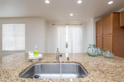 2358 White Dr, Fairfield, CA 94533 photo 22
