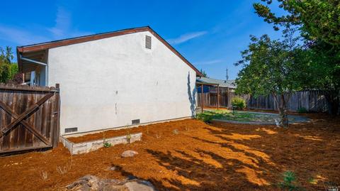 544 Sutter St, Petaluma, CA 94954 photo 6