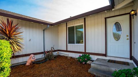 544 Sutter St, Petaluma, CA 94954 photo 4