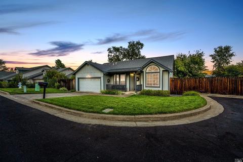 1361 Ranee Ln, Ukiah, CA 95482 photo 1