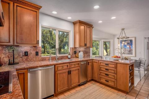 5860 Sharp Rd, Calistoga, CA 94515 photo 5
