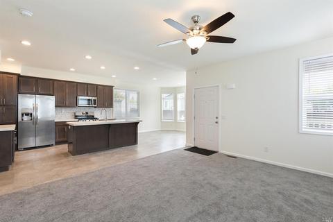 221 Wade Dr, Windsor, CA 95492 photo 12