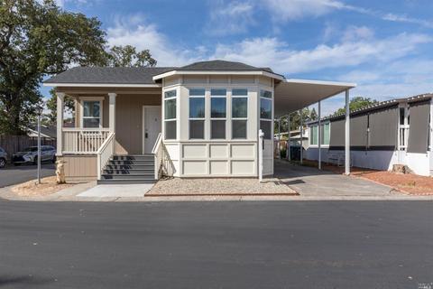 221 Wade Dr, Windsor, CA 95492 photo 1