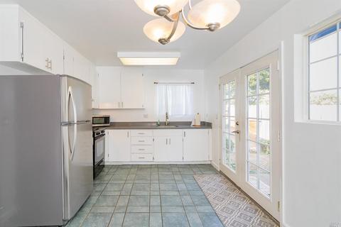228 Willow St, Vallejo, CA 94589 photo 8