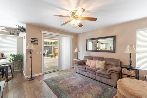 571 Monaco Cir, Cloverdale, CA 95425 photo 13