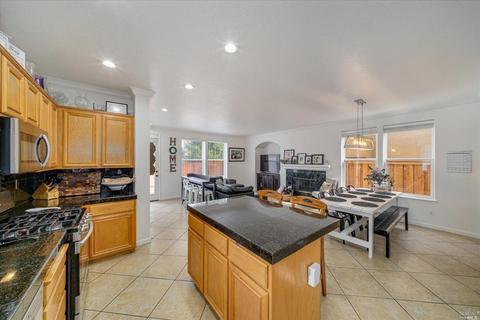155 Bouquet Cir, Windsor, CA 95492 photo 22