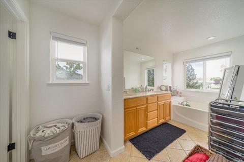 155 Bouquet Cir, Windsor, CA 95492 photo 28