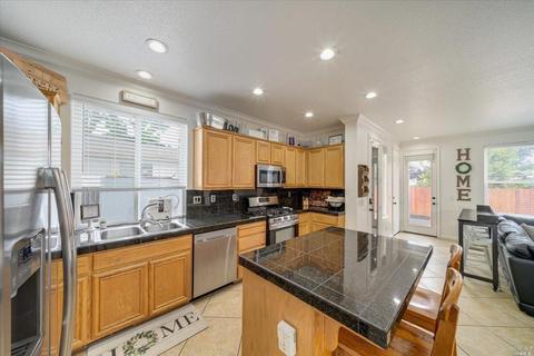 155 Bouquet Cir, Windsor, CA 95492 photo 21