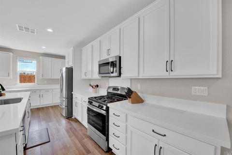 6006 Sutter Ct, Vacaville, CA 95687 photo 12