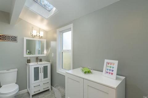 446 Scenic Rd, Fairfax, CA 94930 photo 14