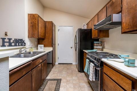 508 Capps Ln, Ukiah, CA 95482 photo 7