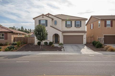 605 W Cherry St, Dixon, CA 95620 photo 1