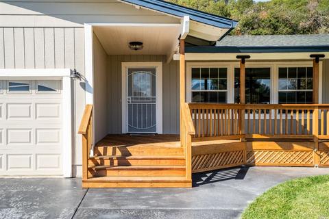 4418 1st St, Ukiah, CA 95482 photo 3