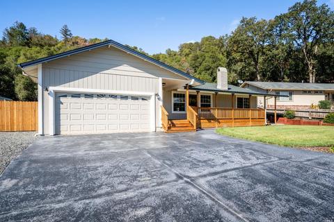 4418 1st St, Ukiah, CA 95482 photo 2