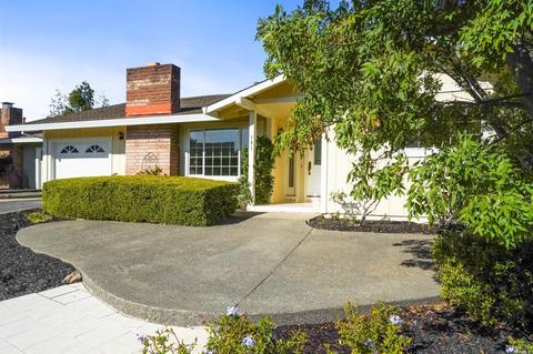 121 Vineyard Cir, Sonoma, CA 95476 photo 8