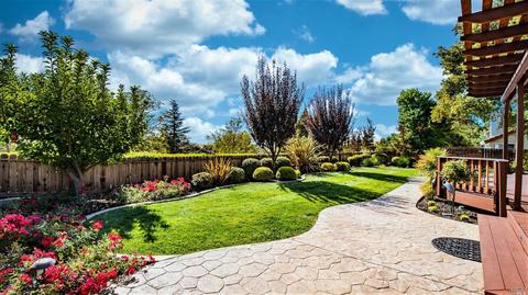 3239 Hilton Head Dr, Fairfield, CA 94534 photo 2