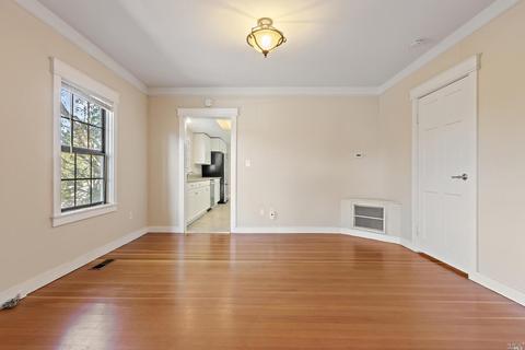 563 E H St, Benicia, CA 94510 photo 7