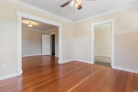 563 E H St, Benicia, CA 94510 photo 3
