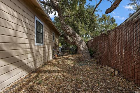 563 E H St, Benicia, CA 94510 photo 28