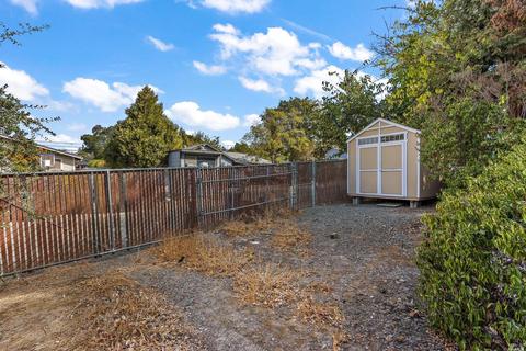 563 E H St, Benicia, CA 94510 photo 35