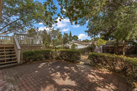 563 E H St, Benicia, CA 94510 photo 27