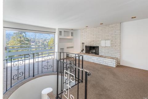 17 Midway Ave, Mill Valley, CA 94941 photo 2