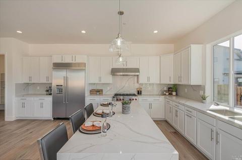 2023 Eagle Ct, Santa Rosa, CA 95403 photo 2