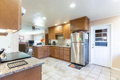 1368 Leonard Dr, San Leandro, CA 94577 photo 6