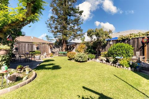 1368 Leonard Dr, San Leandro, CA 94577 photo 29