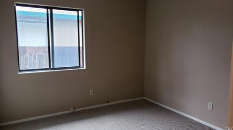 819 Milsom Pl, Windsor, CA 95492 photo 12