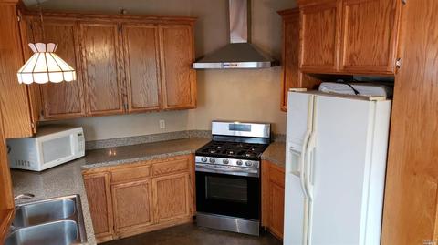 819 Milsom Pl, Windsor, CA 95492 photo 18