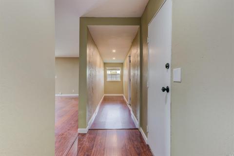 155 Betty Ct, Vallejo, CA 94589 photo 8