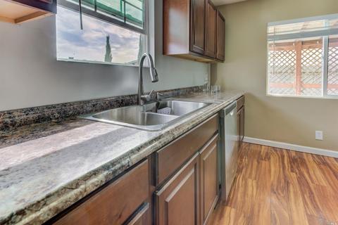 155 Betty Ct, Vallejo, CA 94589 photo 17