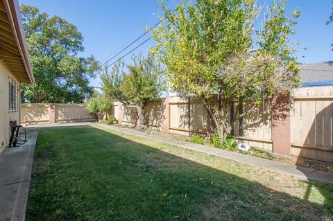 440 Amesbury Dr, Dixon, CA 95620 photo 31